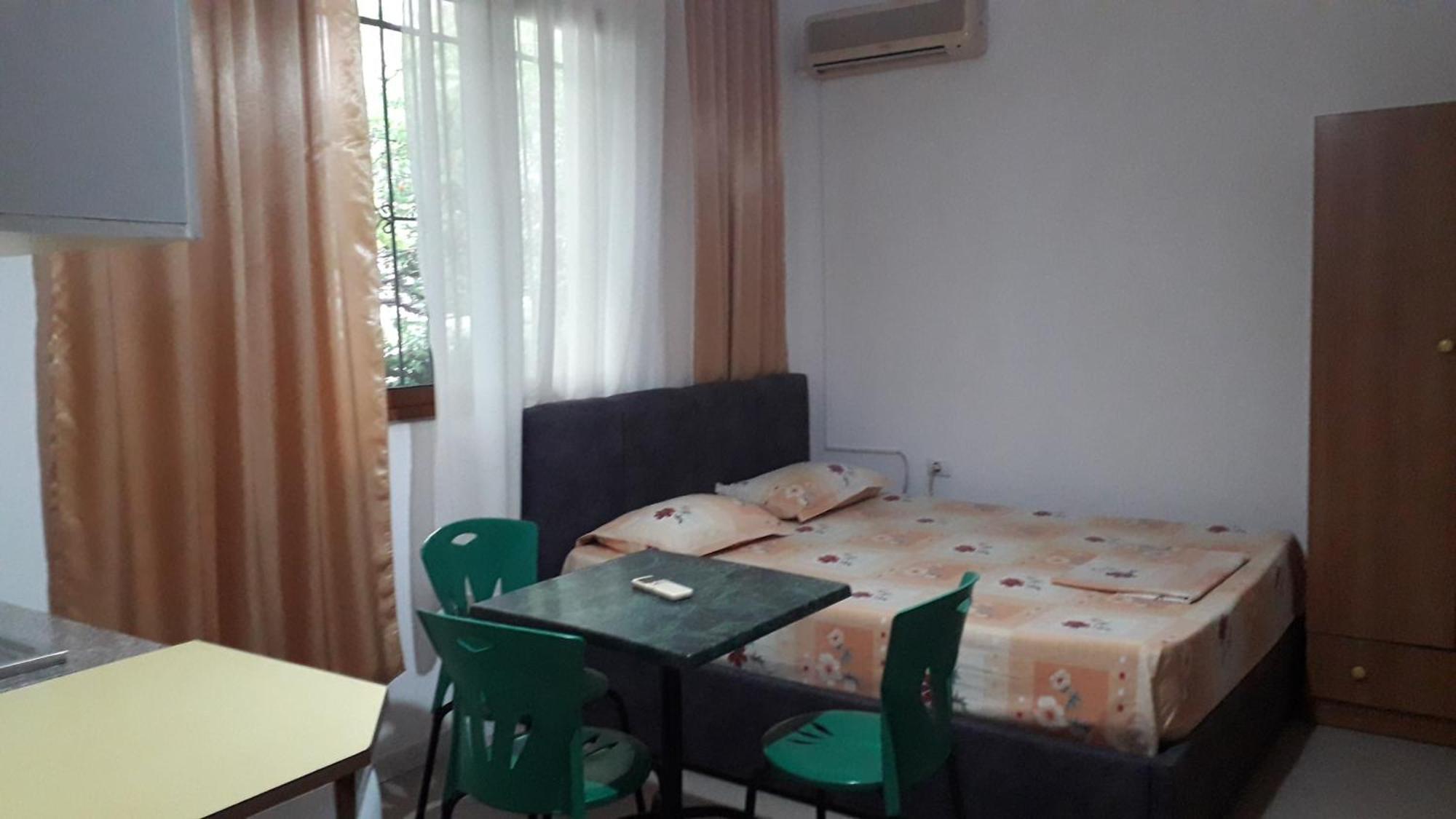 H&A Guest House Golem  Esterno foto